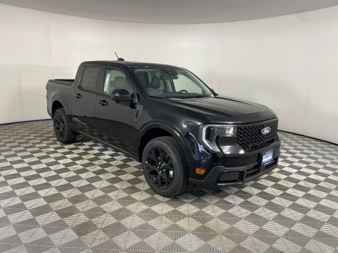 New 2026 Ford Maverick Lariat w/ Black Appearance Package AWD/4WD image 13