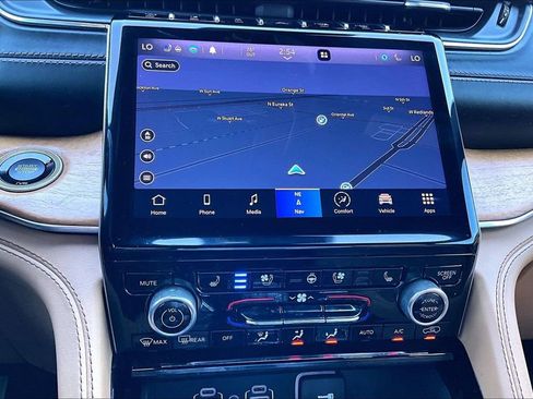 Certified 2021 Jeep Grand Cherokee L Summit AWD/4WD image 36