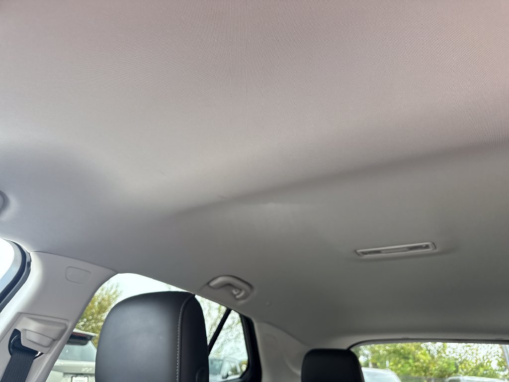 Used 2025 Buick Envision Preferred AWD/4WD image 24