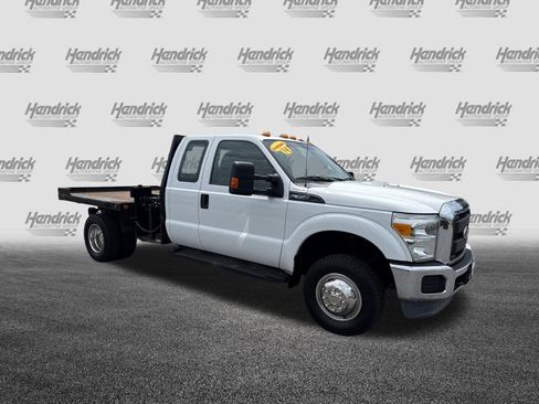 Used 2014 Ford F350 XL w/ Power Equipment Group AWD/4WD image 2