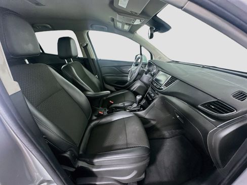 Used 2018 Buick Encore Preferred FWD image 29
