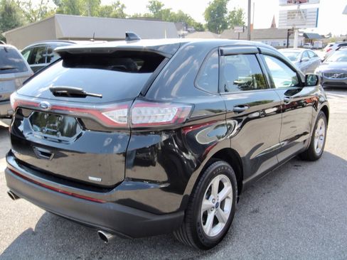 Used 2015 Ford Edge SE image 5