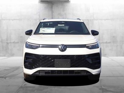 New 2026 Volkswagen Tiguan SE R-Line