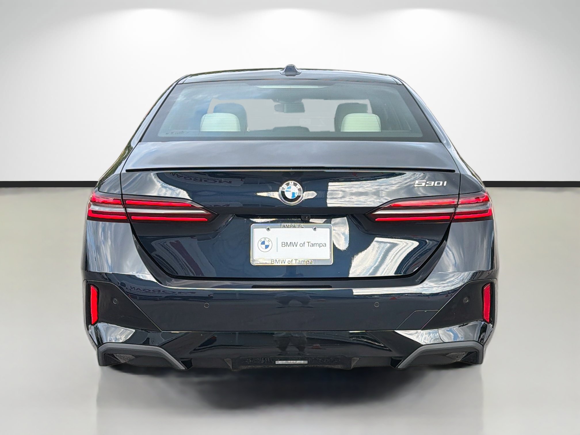 New 2027 BMW 530i w/ M Sport Package RWD image 4