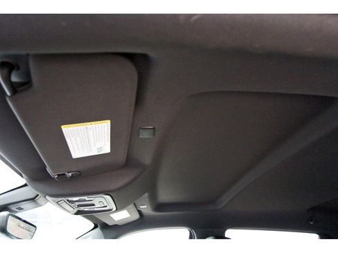 Used 2022 Chevrolet Silverado 1500 High Country w/ Technology Package image 23