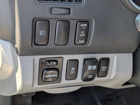 Used 2014 Toyota Tacoma 4x4 Double Cab w/ TRD Sport Package image 20