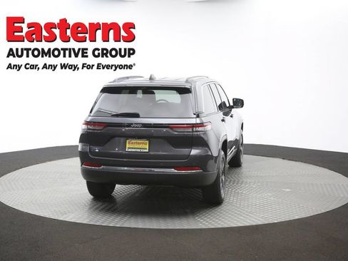 Used 2022 Jeep Grand Cherokee Limited 4xe w/ Luxury Tech Group II AWD/4WD image 43