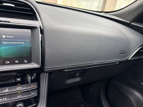 Used 2020 Jaguar F-PACE S AWD/4WD image 15