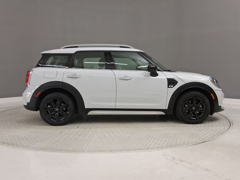 Used 2019 MINI Cooper Countryman FWD image 6