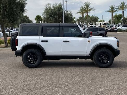New 2026 Ford Bronco Badlands AWD/4WD image 7