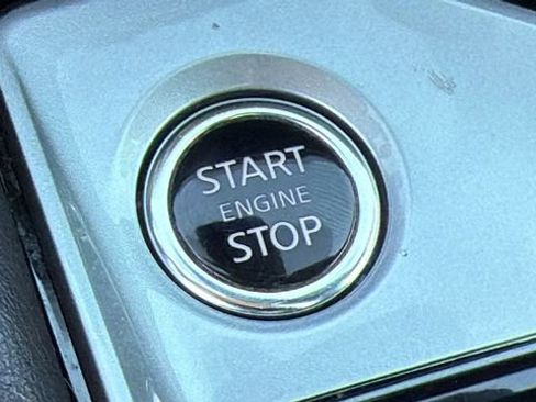 Used 2023 Nissan Altima 2.5 SV image 17