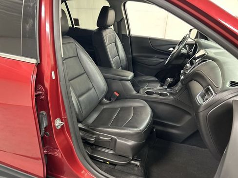 Used 2019 Chevrolet Equinox Premier FWD image 22