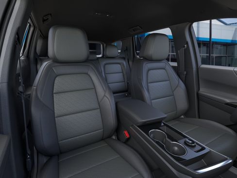 New 2026 Chevrolet Equinox LT w/ Convenience Package II FWD image 20