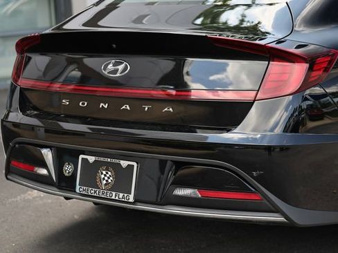 Used 2023 Hyundai Sonata SE FWD image 9