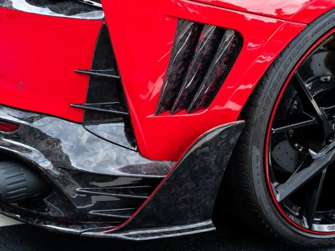 Used 2020 Ferrari 812 Superfast RWD image 14