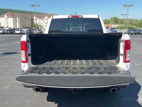 Used 2022 RAM 1500 Big Horn AWD/4WD image 9