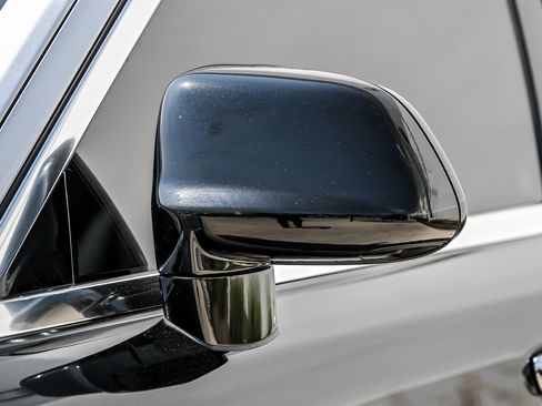 Used 2015 Rolls-Royce Ghost RWD image 9