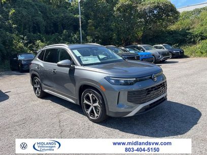New 2025 Volkswagen Tiguan SE