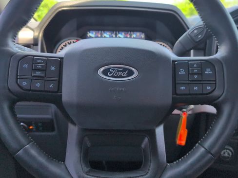 Used 2022 Ford F150 XL w/ Equipment Group 101A High RWD image 12