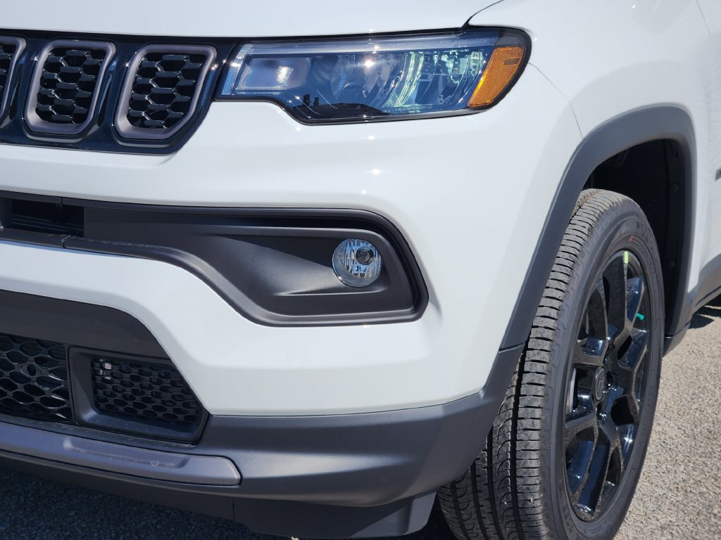 New 2026 Jeep Compass Latitude AWD/4WD image 7