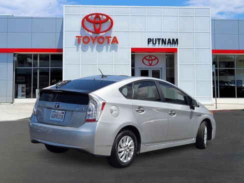Used 2012 Toyota Prius Prime Plug-In Hybrid FWD image 4