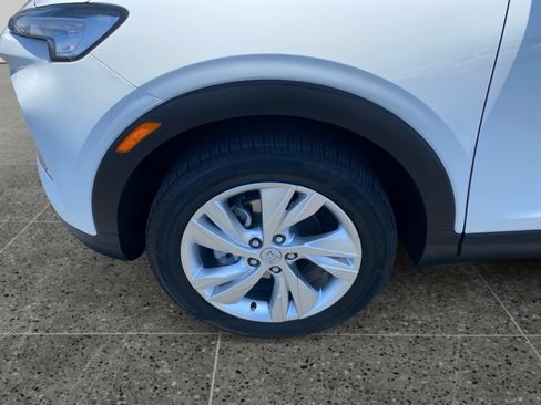 Used 2025 Buick Encore GX Preferred FWD image 14