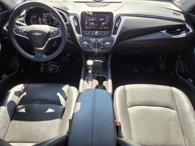Used 2023 Chevrolet Malibu LT FWD image 17