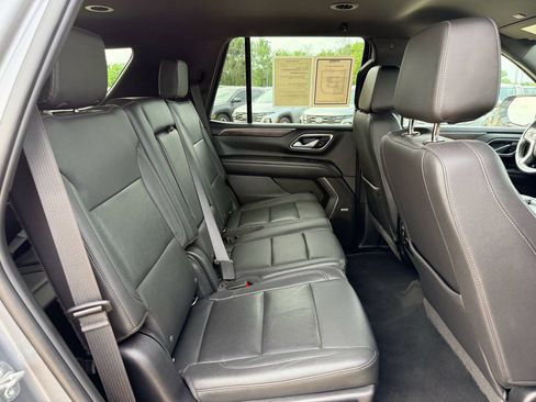 Used 2022 Chevrolet Tahoe Z71 w/ Luxury Package AWD/4WD image 24