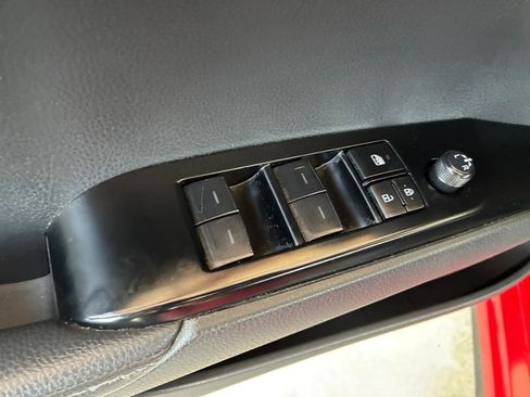 Used 2025 Toyota Camry XSE w/ Premium Plus Package image 9