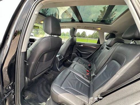 Used 2015 Audi Q5 2.0T Premium Plus w/ Technology Package AWD/4WD image 25