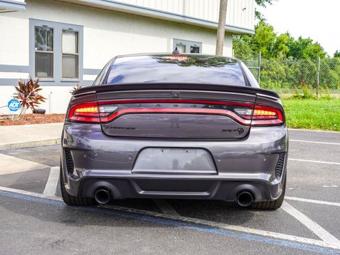 Used 2021 Dodge Charger SRT Hellcat RWD image 5
