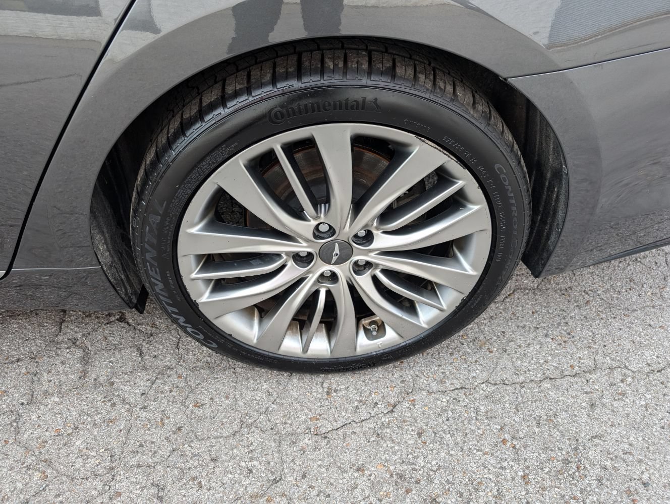 Used 2018 Genesis G80 5.0 Ultimate RWD image 28