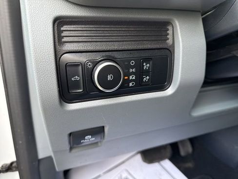 Used 2024 Ford F250 XLT image 30