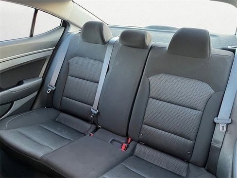 Used 2017 Hyundai Elantra Value Edition image 14