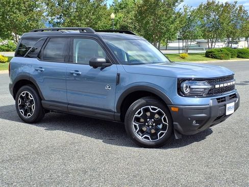 New 2025 Ford Bronco Sport Outer Banks w/ Outer Banks Tech Package+ image 2