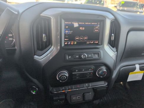 New 2026 Chevrolet Silverado 1500 W/T image 43