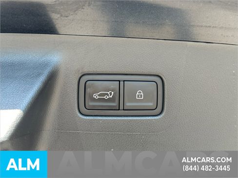 Used 2025 Hyundai Santa Fe SEL FWD image 22
