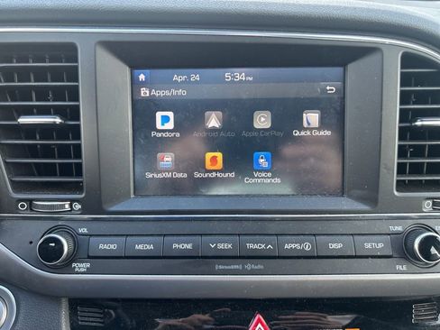 Used 2018 Hyundai Elantra Value Edition FWD image 13