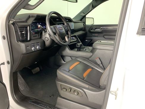 Used 2022 GMC Sierra 1500 AT4 w/ AT4 Preferred Package image 32