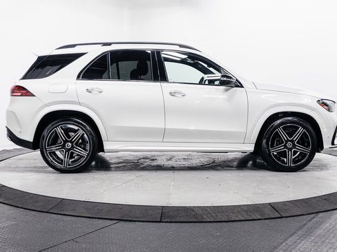 Used 2024 Mercedes-Benz GLE 450e 4MATIC w/ AMG Line Exterior image 36