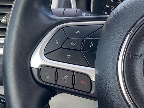 Used 2017 Jeep Compass Latitude w/ Popular Equipment Group image 7