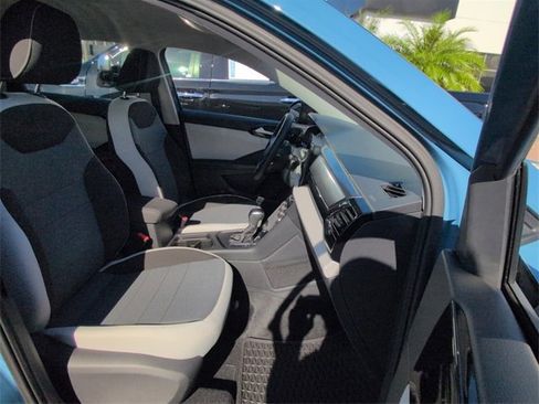 Certified 2025 Volkswagen Taos S image 14