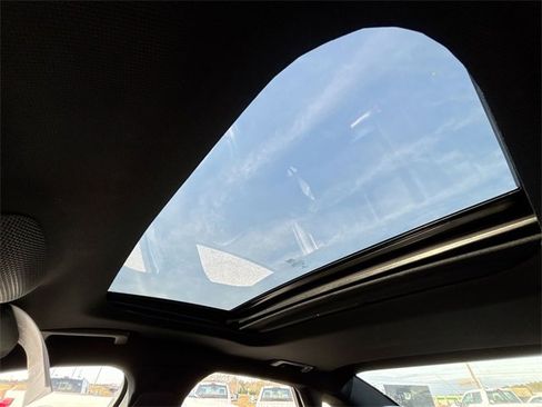 Used 2019 Lincoln MKZ Reserve image 30