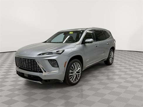 Certified 2025 Buick Enclave Avenir w/ Super Cruise Package image 4