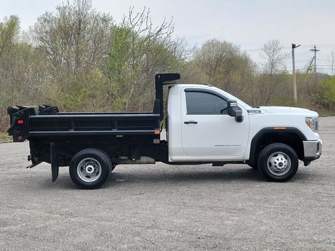 Used 2023 GMC Sierra 3500 Pro w/ Convenience Package AWD/4WD image 4