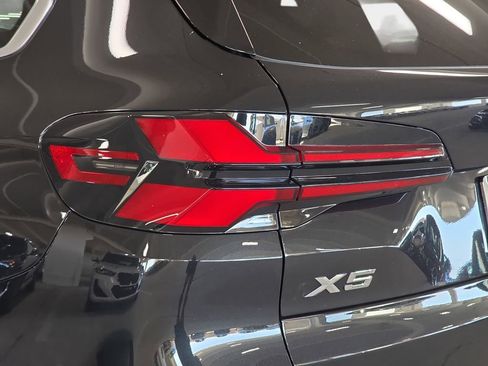 Used 2026 BMW X5 sDrive40i w/ Premium Package RWD image 20