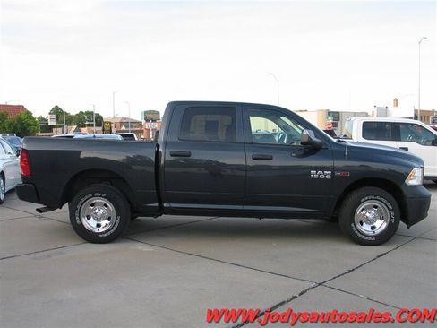 Used 2017 RAM 1500 Tradesman w/ Cold Weather Group AWD/4WD image 32