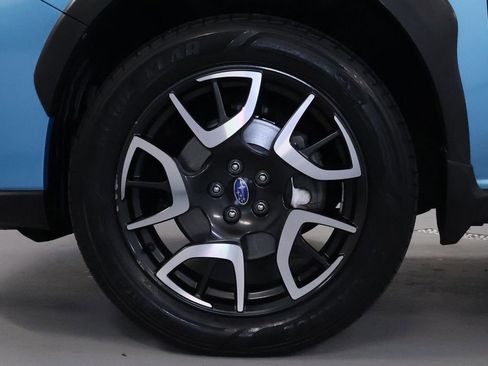 Used 2019 Subaru Crosstrek Hybrid w/ Moonroof Package w/Navigation image 34