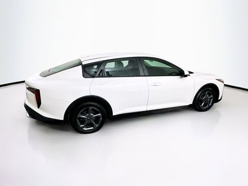 Used 2025 Kia K4 LXS image 10