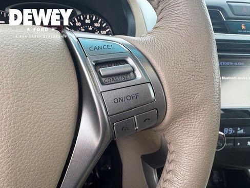 Used 2015 Nissan Altima 2.5 SL w/ Technology Package image 16